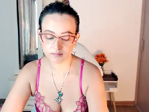 BOREAL MOON online show from 10.16.25