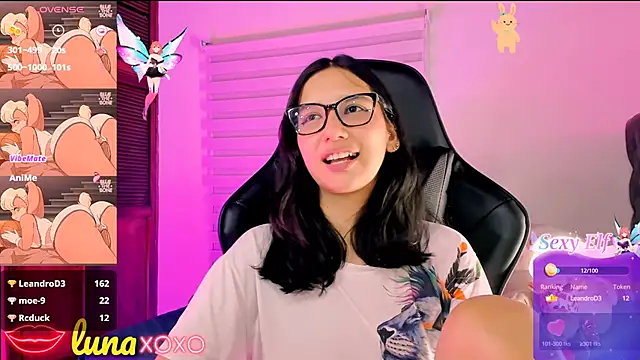 Snapshot of Luniverse chatting on 03.07.25 Luniverse online show from 03.07.25