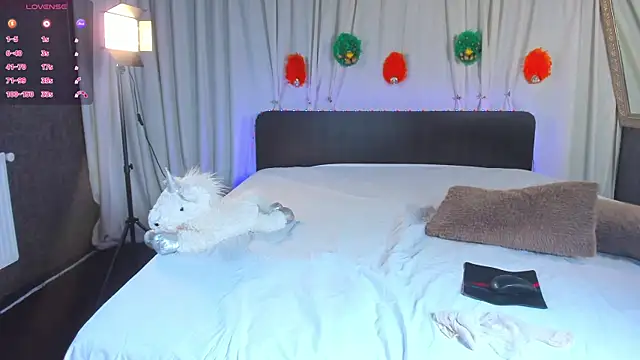 JesikaLooove online show from 04.10.26