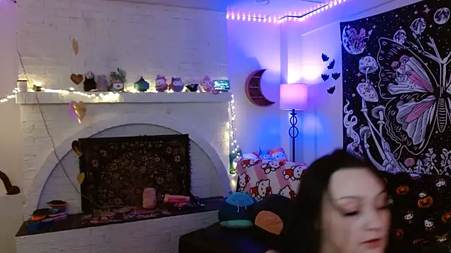 HazeyBvby online show from 10.28.25