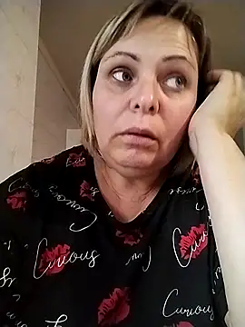 EvaCristal online show from 09.10.25