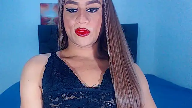 Snapshot of Valenntyna chatting on 10.10.25 Valenntyna online show from 10.10.25
