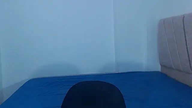 Valenntyna online show from 12.21.25