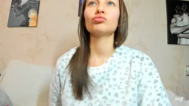 EmmaAmazingEyes online show from 03.22.26