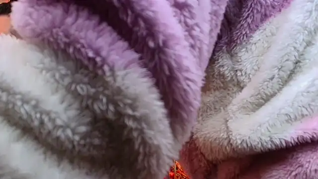 boy n girl online show from 09.12.25