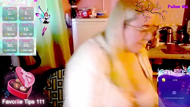 Snapshot of Ginesia chatting on 02.21.26 Ginesia online show from 02.21.26