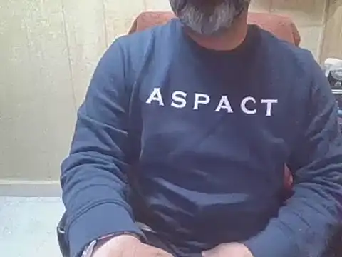 hairymaster95 online show from 11.30.25