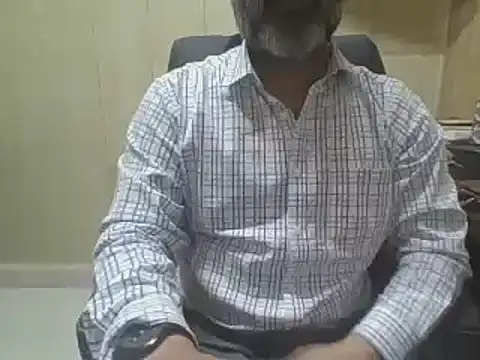 Snapshot of hairymaster95 chatting on 04.21.26 hairymaster95 online show from 04.21.26