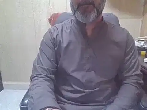 Snapshot of hairymaster95 chatting on 04.25.26 hairymaster95 online show from 04.25.26