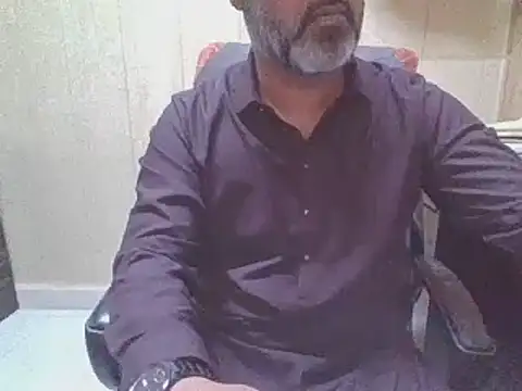 Snapshot of hairymaster95 chatting on 05.19.26 hairymaster95 online show from 05.19.26