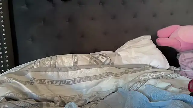 Cum2Charm online show from 04.14.26