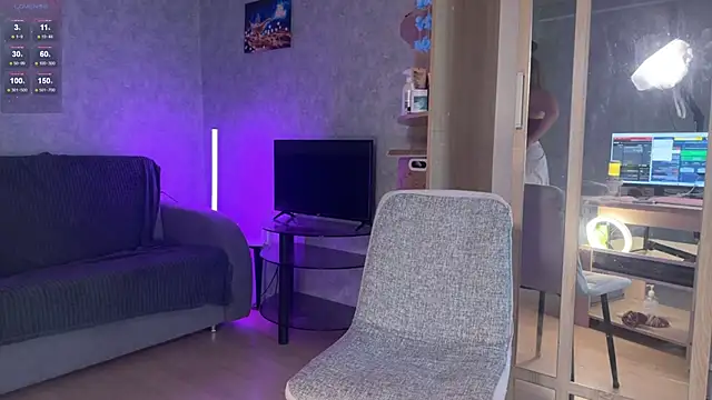 Snapshot of Tara_Bruno chatting on 09.16.25 Tara Bruno online show from 09.16.25