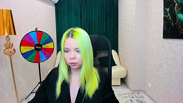 Snapshot of EnergyBunny_1 chatting on 02.22.25 EnergyBunny 1 online show from 02.22.25