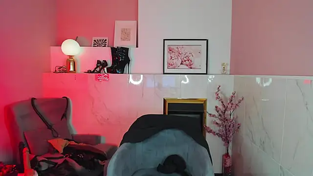 KylieMellow online show from 10.01.25