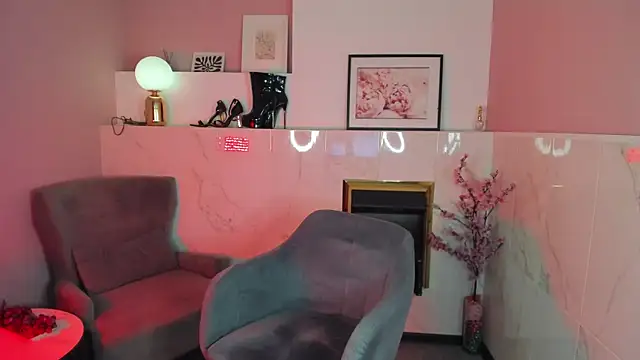 KylieMellow online show from 10.12.25