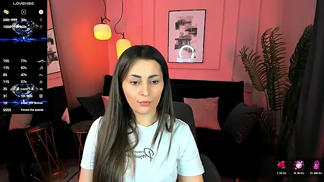 Snapshot of KylieMellow chatting on 06.03.26 KylieMellow online show from 06.03.26