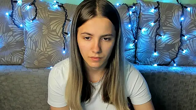 MaggieCake online show from 10.24.25