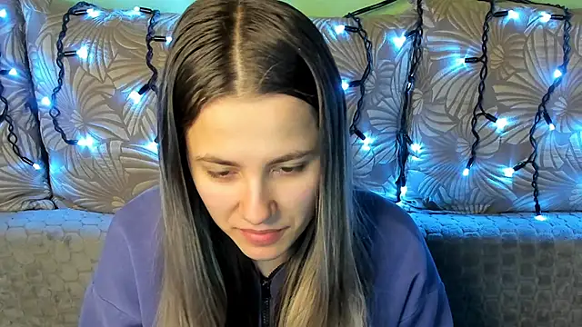 MaggieCake online show from 02.07.26