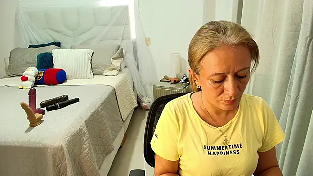 Snapshot of Naty_Stone chatting on 05.13.26 Naty Stone online show from 05.13.26