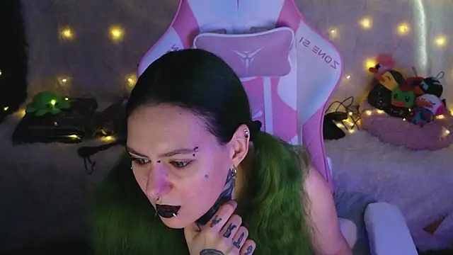 Ginger Stay online show from 03.06.26