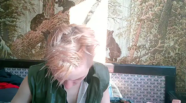 WildMissNiks online show from 02.18.25