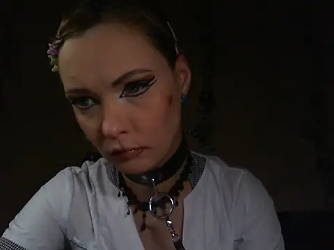 WildMissNiks online show from 03.12.26