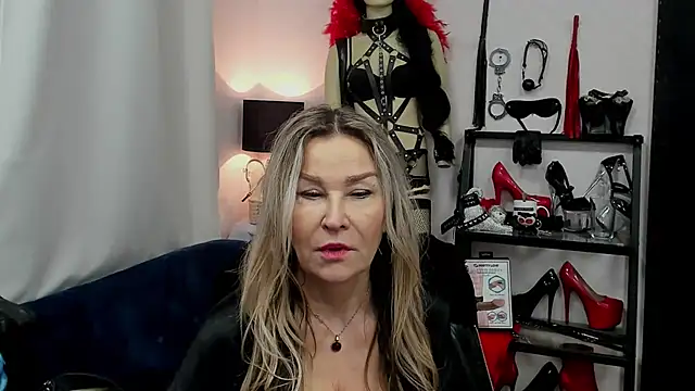 crystaLUX online show from 01.23.25