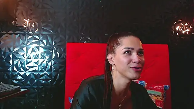 Snapshot of PINK__LOLA1 chatting on 02.16.25 PINK LOLA1 online show from 02.16.25