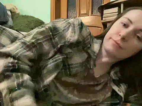 Snapshot of AngelTough20 chatting on 04.27.26 AngelTough20 online show from 04.27.26