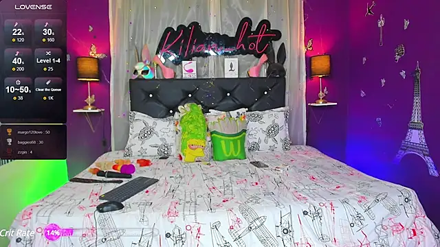 Snapshot of kilian_hot chatting on 12.19.24 kilian hot online show from 12.19.24