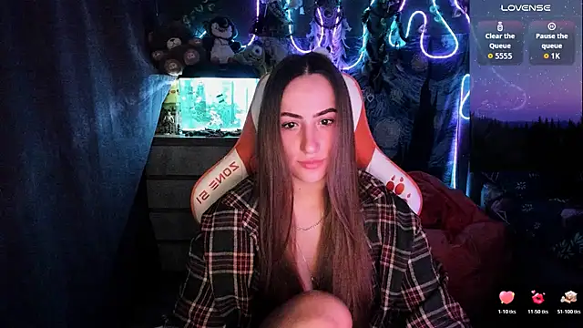 Snapshot of Selbi_Paine chatting on 07.27.26 Selbi Paine online show from 07.27.26