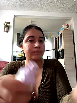 Snapshot of KallyMyller1 chatting on 11.07.25 KallyMyller1 online show from 11.07.25