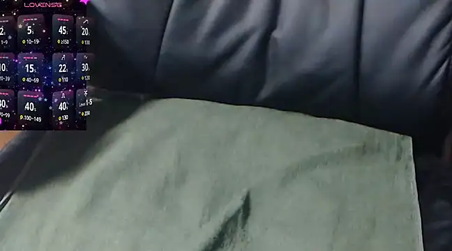 Snapshot of steffencamboy chatting on 01.11.25 steffencamboy online show from 01.11.25