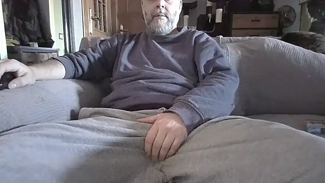 Snapshot of naked_bear chatting on 01.11.26 naked bear online show from 01.11.26