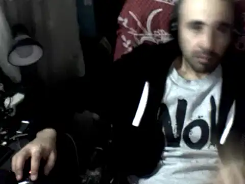 Snapshot of big_heart chatting on 02.10.26 big heart online show from 02.10.26