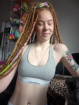 LucidLucy online show from 03.10.26