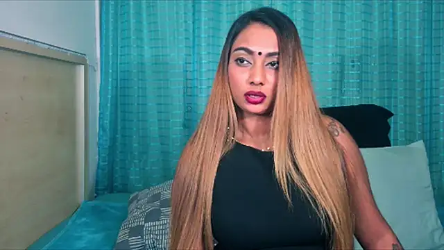 Snapshot of sexyindianchic chatting on 05.18.26 sexyindianchic online show from 05.18.26