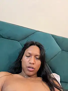 Snapshot of DarlingJenny22 chatting on 03.08.26 DarlingJenny22 online show from 03.08.26