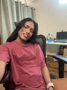 Snapshot of DarlingJenny22 chatting on 05.16.26 DarlingJenny22 online show from 05.16.26