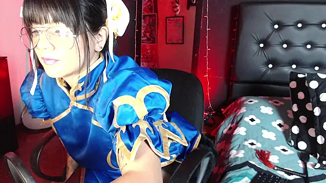 Snapshot of aprildoll chatting on 01.13.25 aprildoll online show from 01.13.25