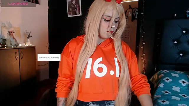 Snapshot of aprildoll chatting on 03.05.25 aprildoll online show from 03.05.25