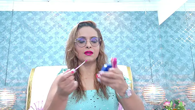 MarilynVega1 online show from 10.13.25