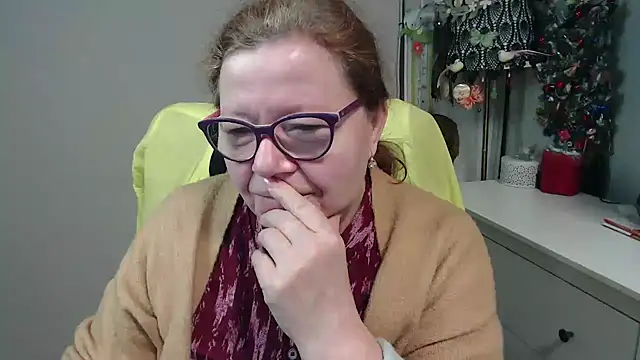 Adelewildx online show from 02.03.26