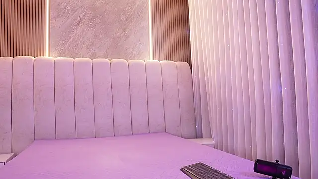 emyli sw  online show from 03.13.26