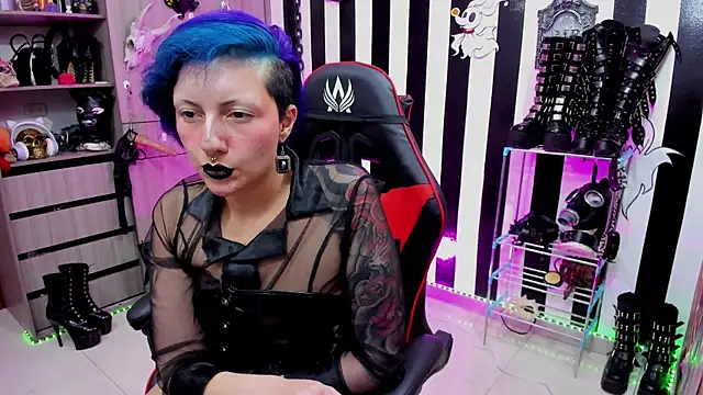 Mistress Yelena online show from 03.06.25