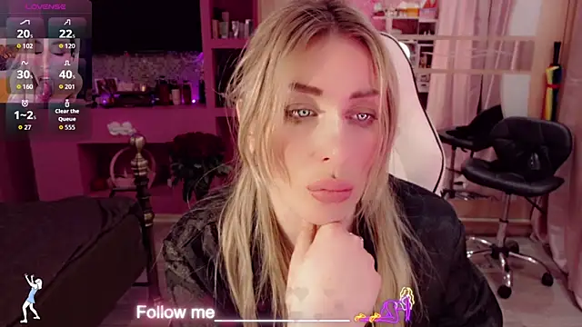 AnnieGOld  online show from 04.19.26