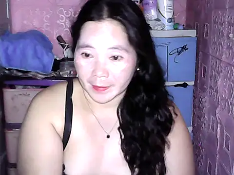 Snapshot of hotpusie_4u chatting on 03.03.26 hotpusie 4u online show from 03.03.26