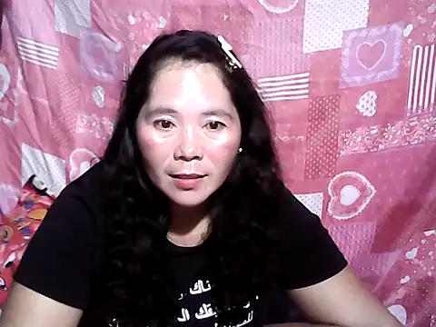 Snapshot of hotpusie_4u chatting on 03.27.26 hotpusie 4u online show from 03.27.26