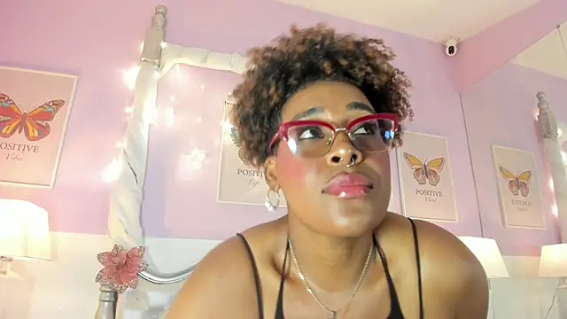 Snapshot of DakotaSexShow chatting on 01.14.25 DakotaSexShow online show from 01.14.25