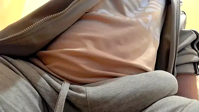 Snapshot of gae89tano chatting on 11.04.25 gae89tano online show from 11.04.25